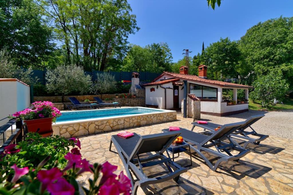 Piccola Casa - A Little Paradise Kršan Екстериор снимка